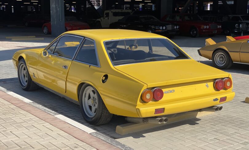 Ferrari-400i