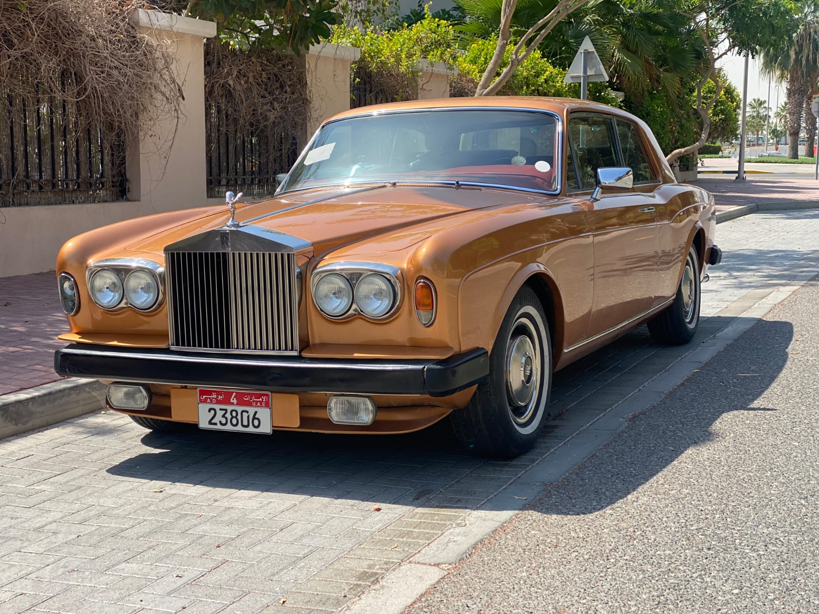 Rolls-Royce-Corniche